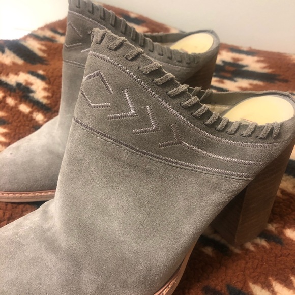 Chinese Laundry Kristin Cavallari Nikki Mule - Picture 5 of 8